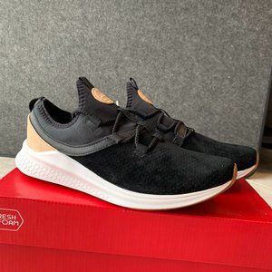 New Balance Men Sneakers